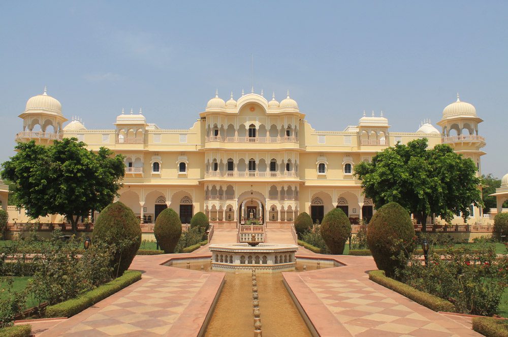 Nahargarh Ranthambore Hotel Review India Front Courtyard